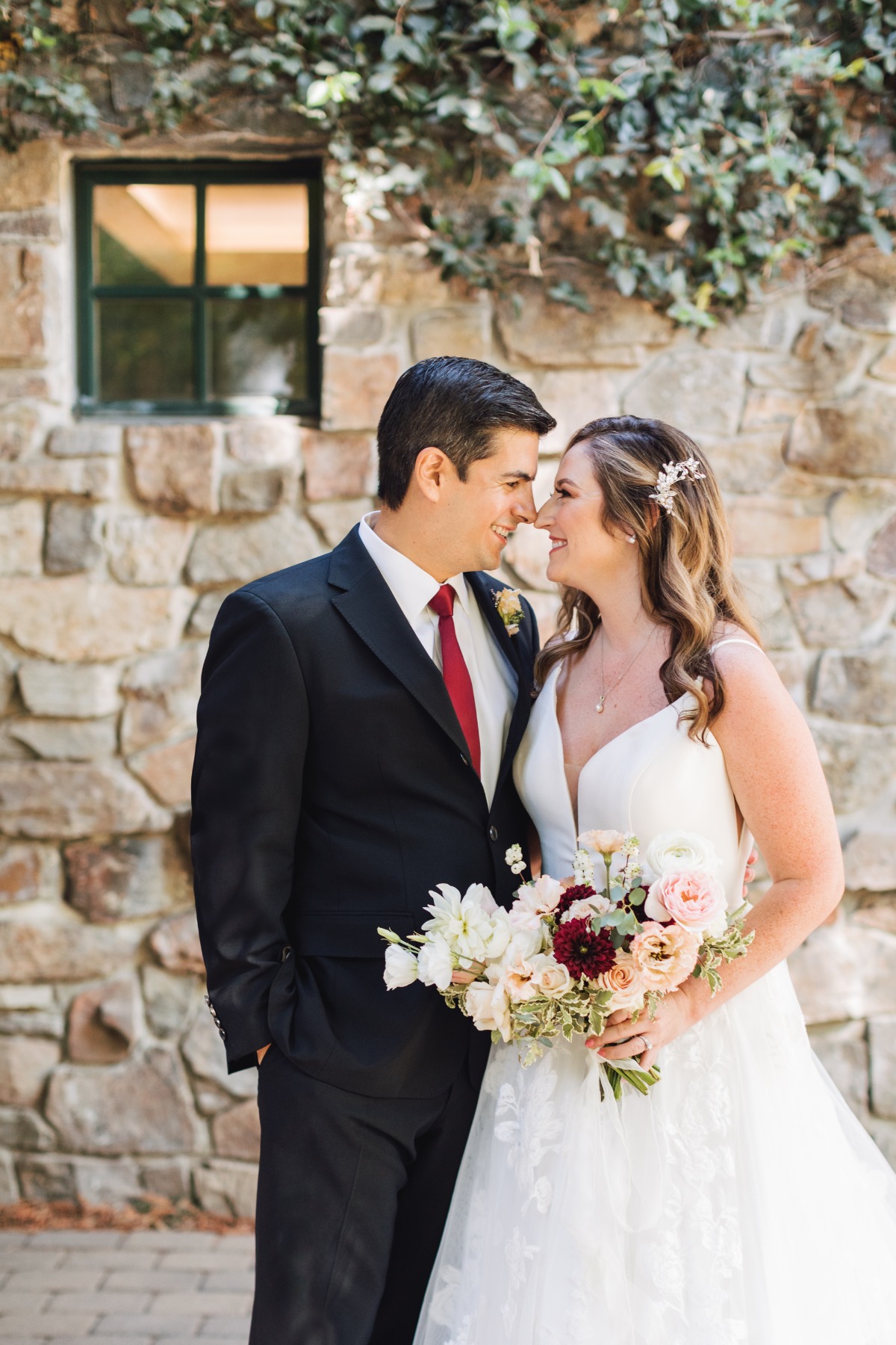 rebecca-martin-wedding-wine-and-roses-lo