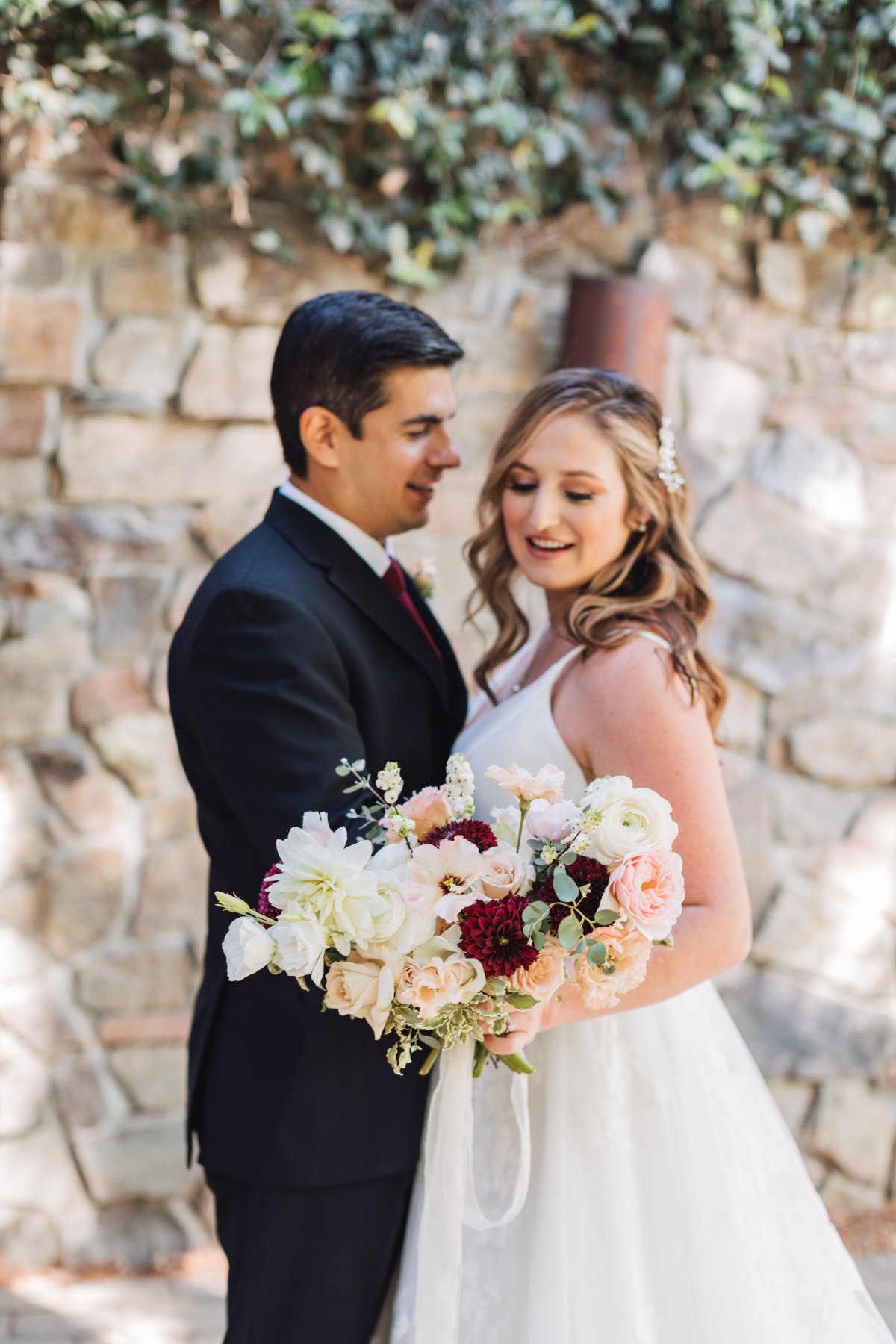rebecca-martin-wedding-wine-and-roses-lo