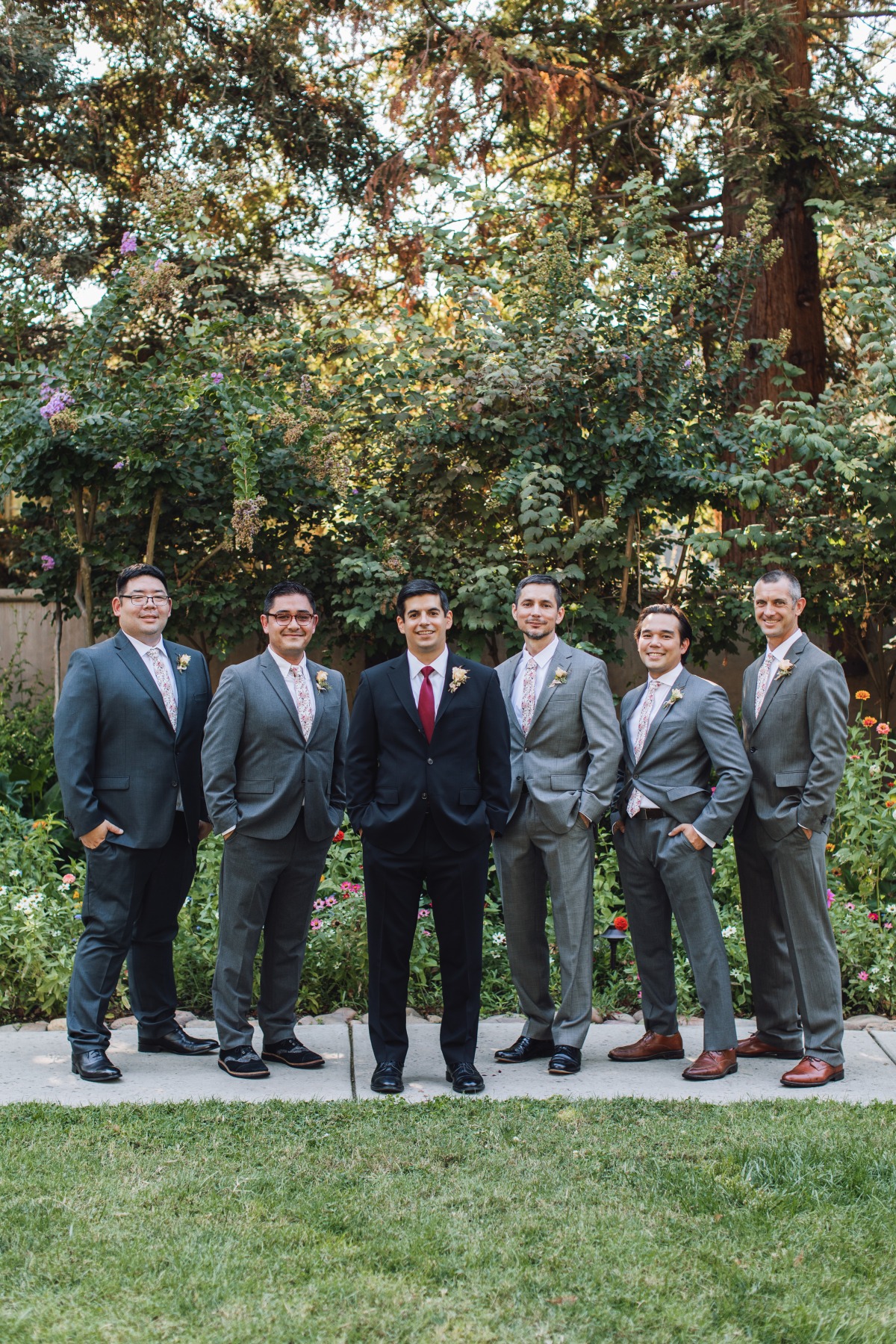rebecca-martin-wedding-wine-and-roses-lo