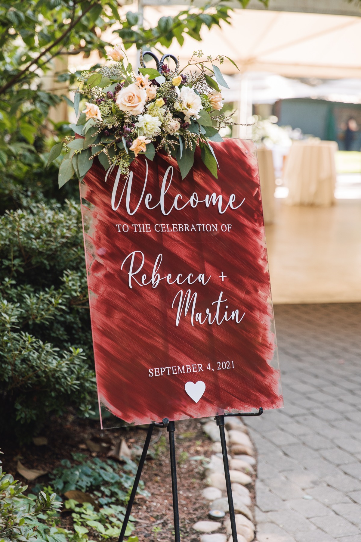 rebecca-martin-wedding-wine-and-roses-lo