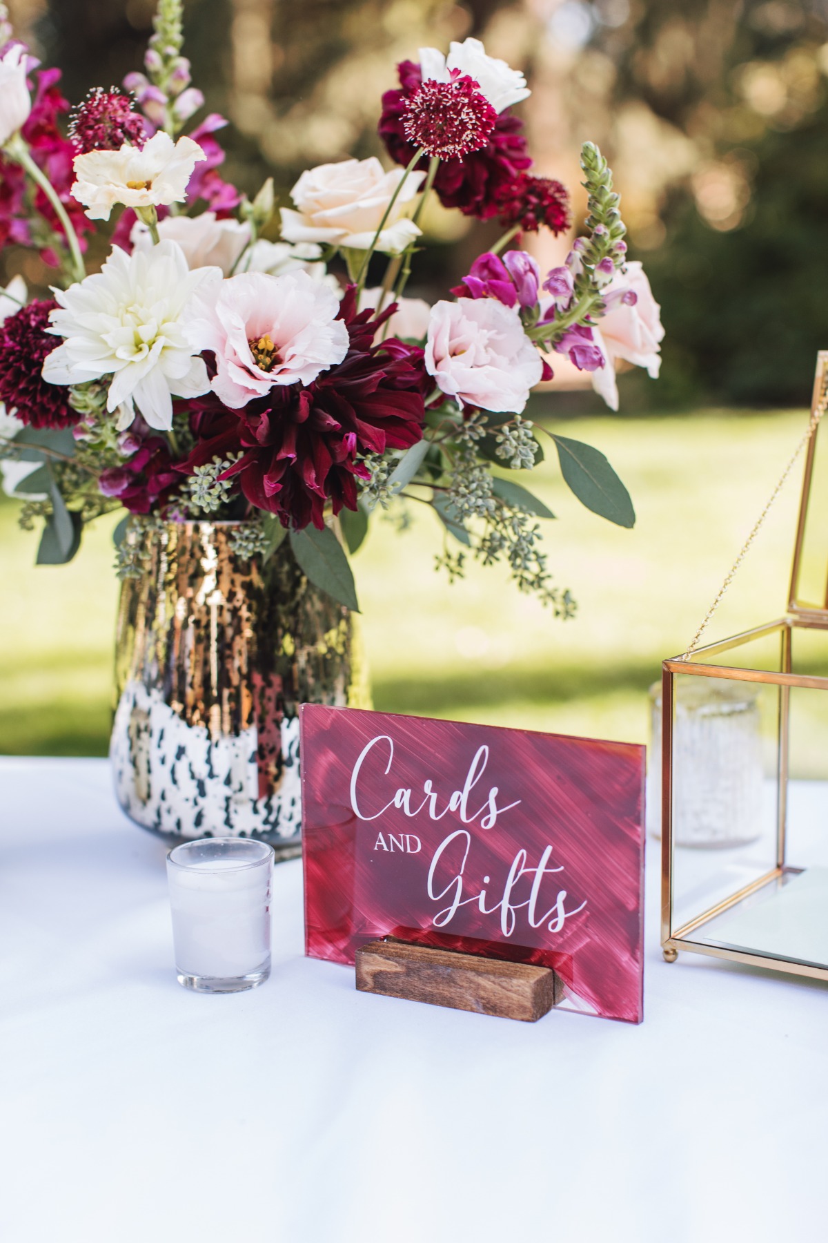 rebecca-martin-wedding-wine-and-roses-lo