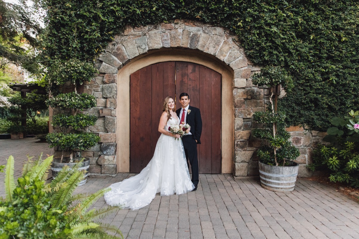 rebecca-martin-wedding-wine-and-roses-lo