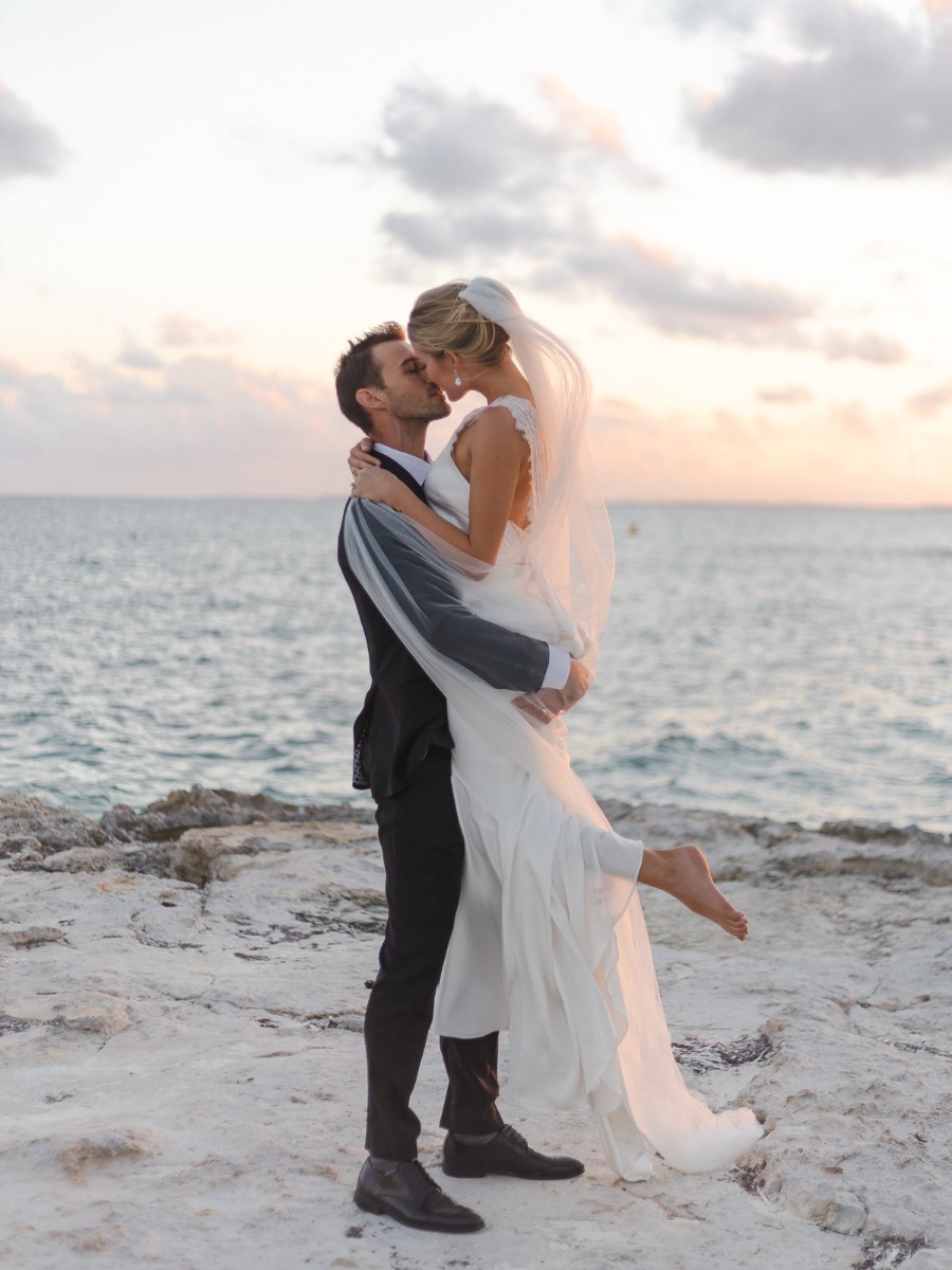 Luxurious Beach Wedding at the Nizuc Resort Spa