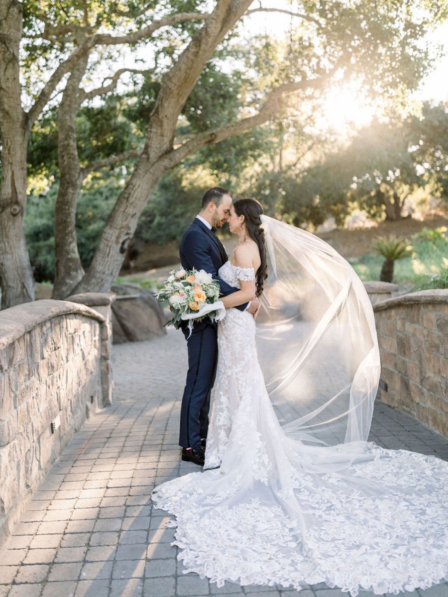 Rustic and Inviting Estate Wedding in the Hills of California's Central Coast