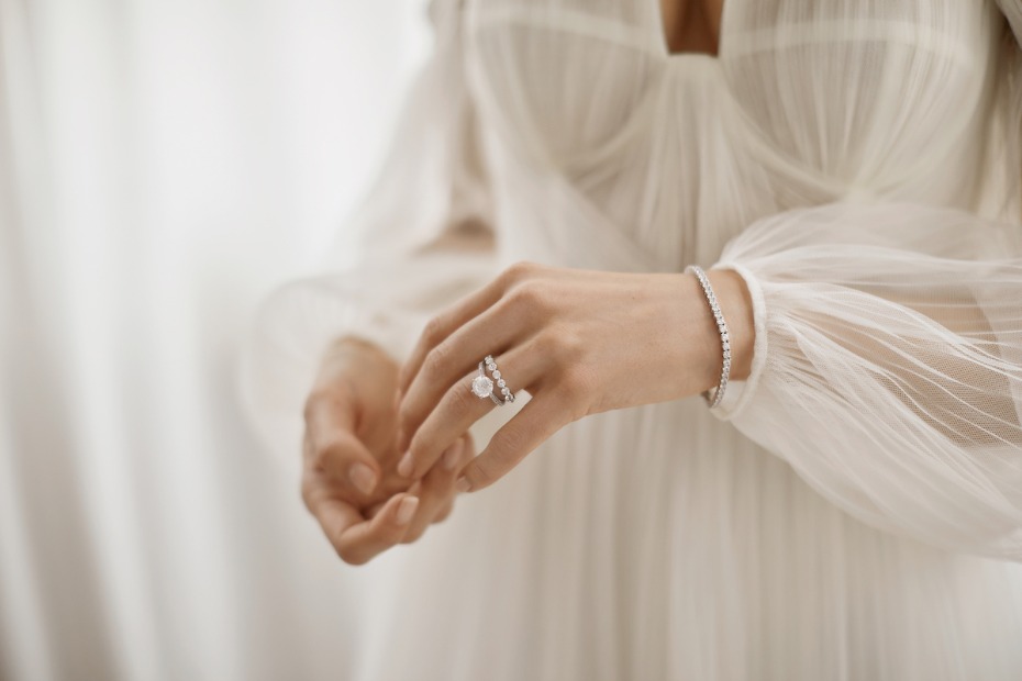 How to Make Sure Your Wedding Day Jewelry Doesnât Become An Afterthought