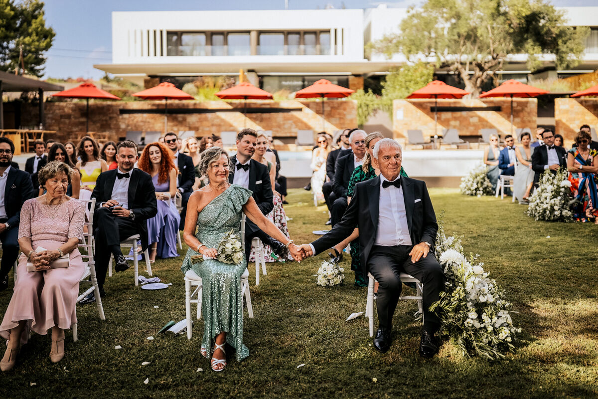 A STUNNING WEEKEND WEDDING IN GREECE