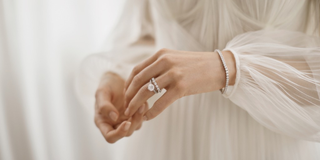 How to Make Sure Your Wedding Day Jewelry Doesn’t Become An Afterthought