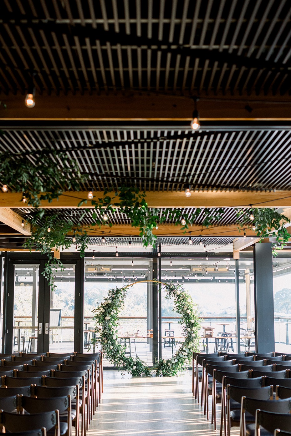 This Real-Life Winery Wedding in Washington D.C. Is Full of Light