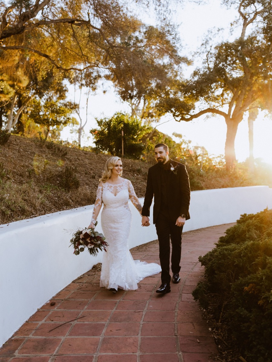 Black Was The Main Color At This Moody San Diego Wedding