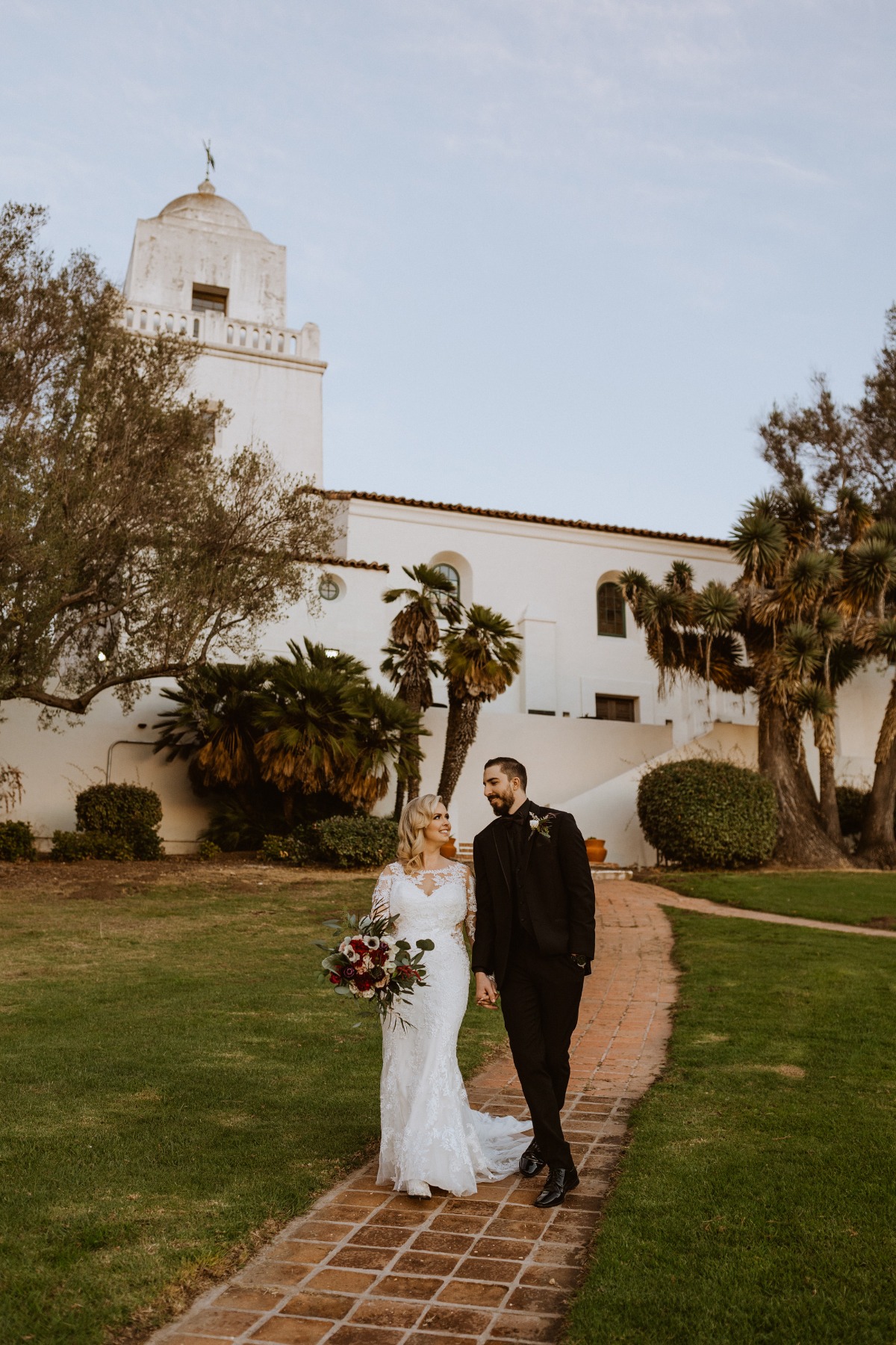 Black Was The Main Color At This Moody San Diego Wedding