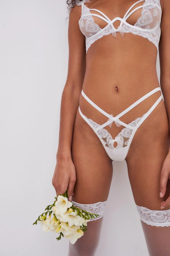 20 Naughty Little Numbers For Your Wedding Night