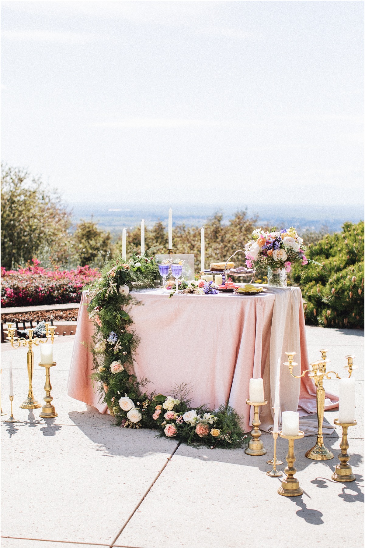romantic-spring-micro-wedding-ashley-car