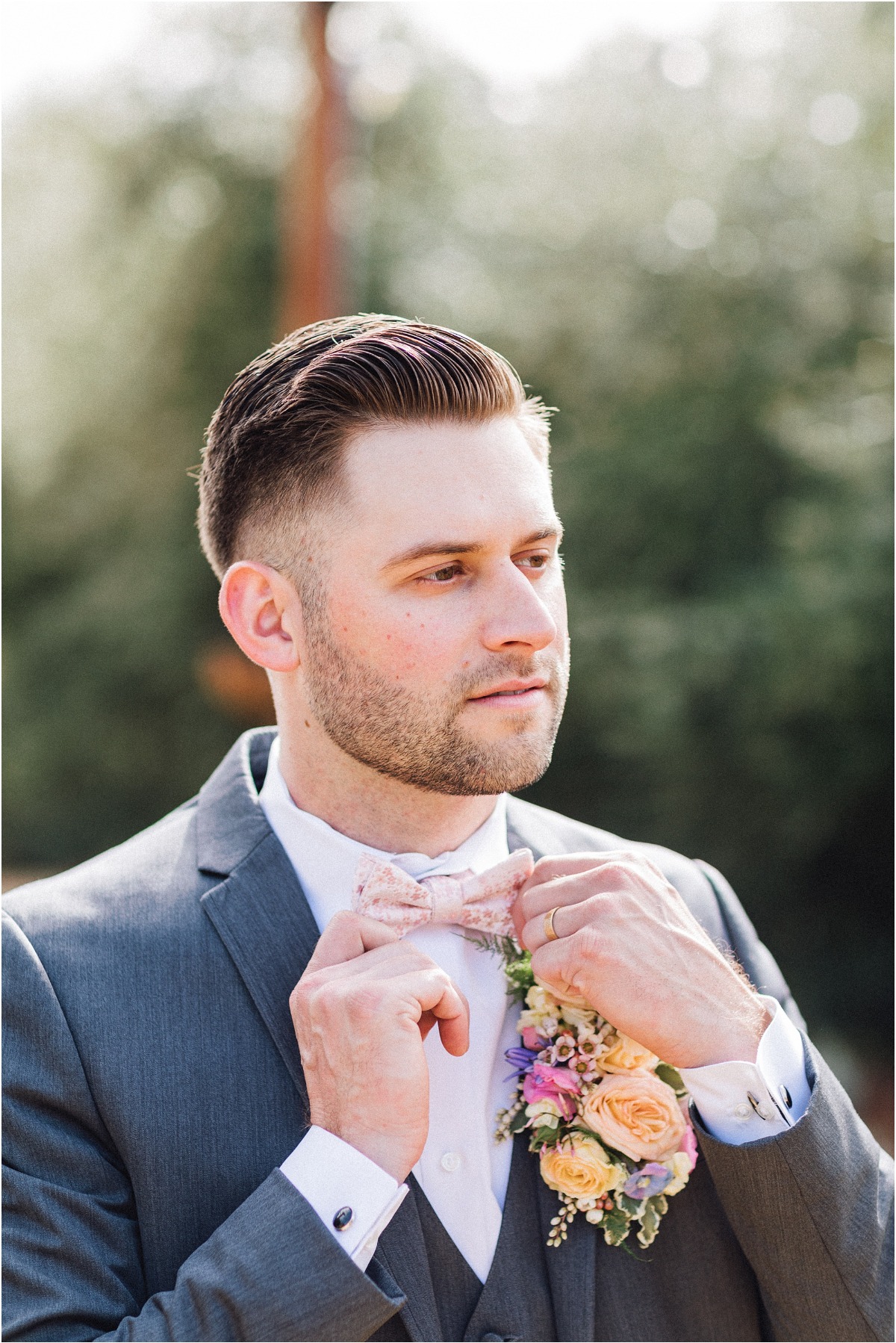 romantic-spring-micro-wedding-ashley-car