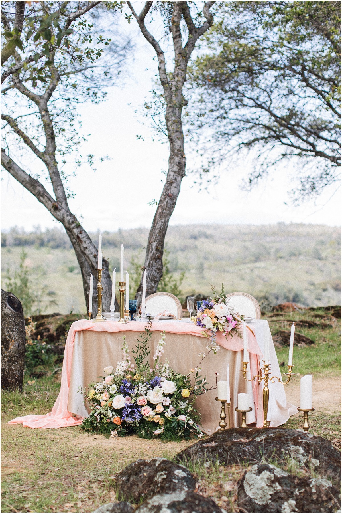 romantic-spring-micro-wedding-ashley-car