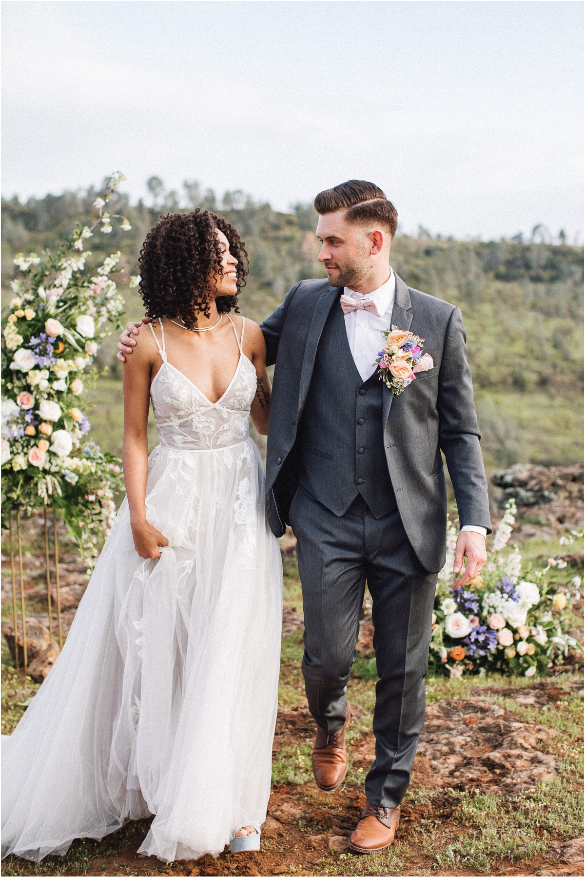 romantic-spring-micro-wedding-ashley-car