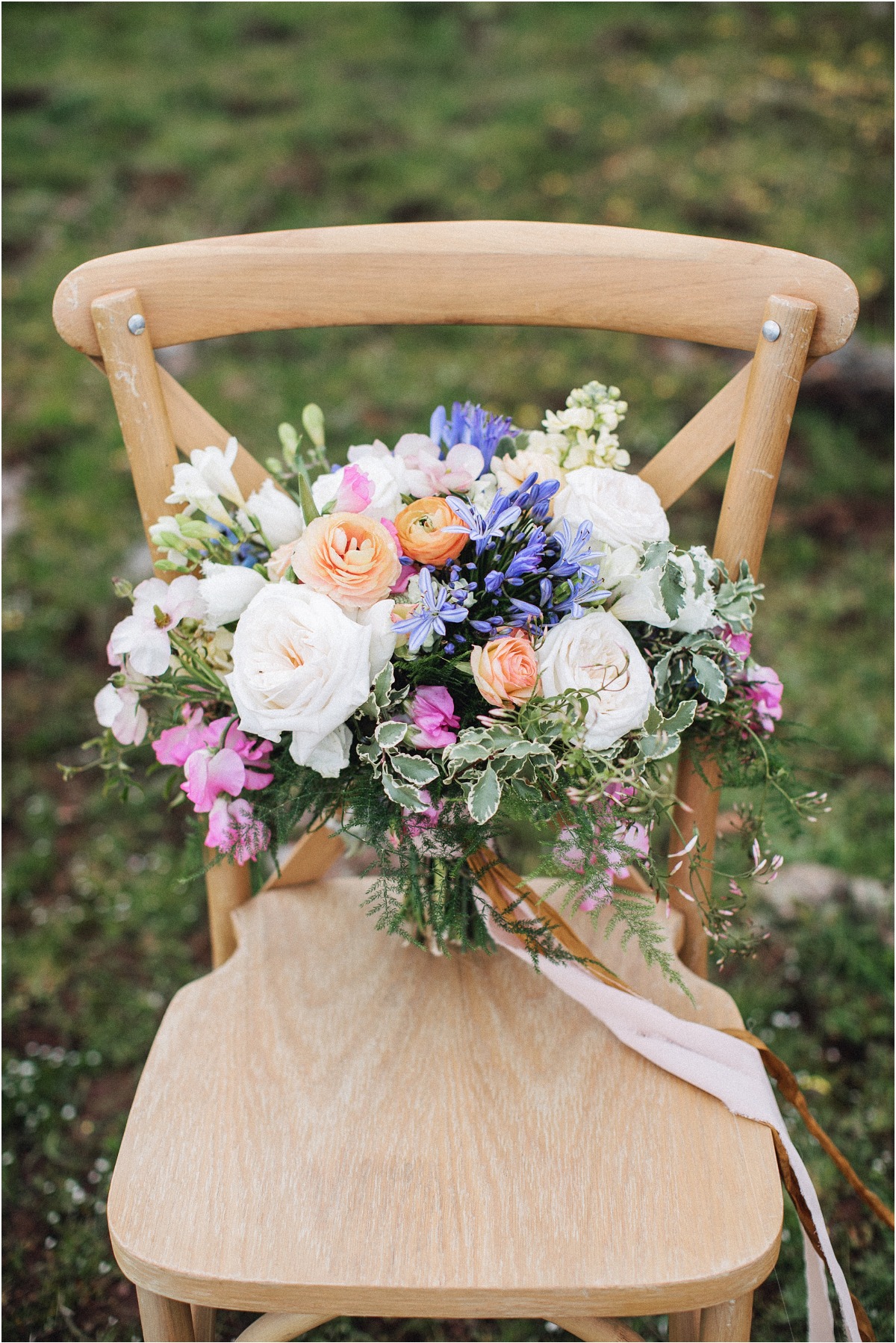romantic-spring-micro-wedding-ashley-car