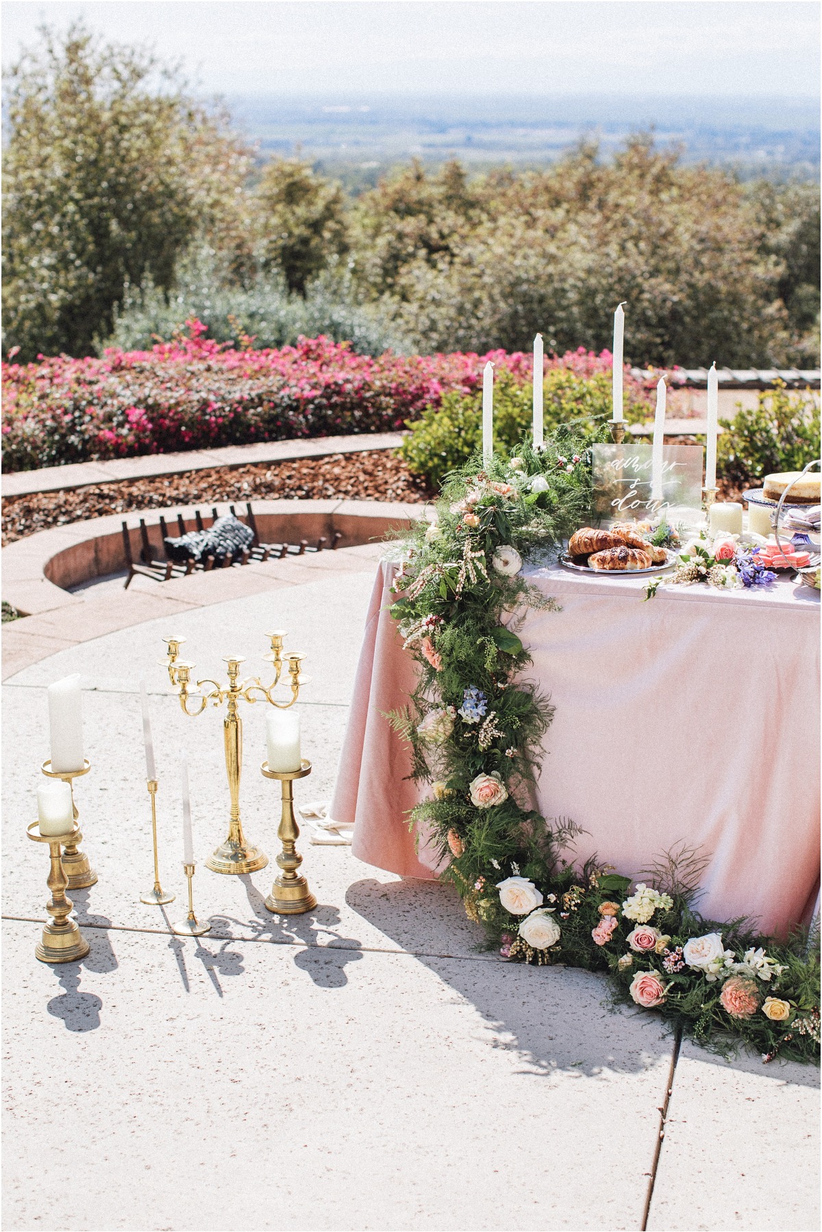 romantic-spring-micro-wedding-ashley-car