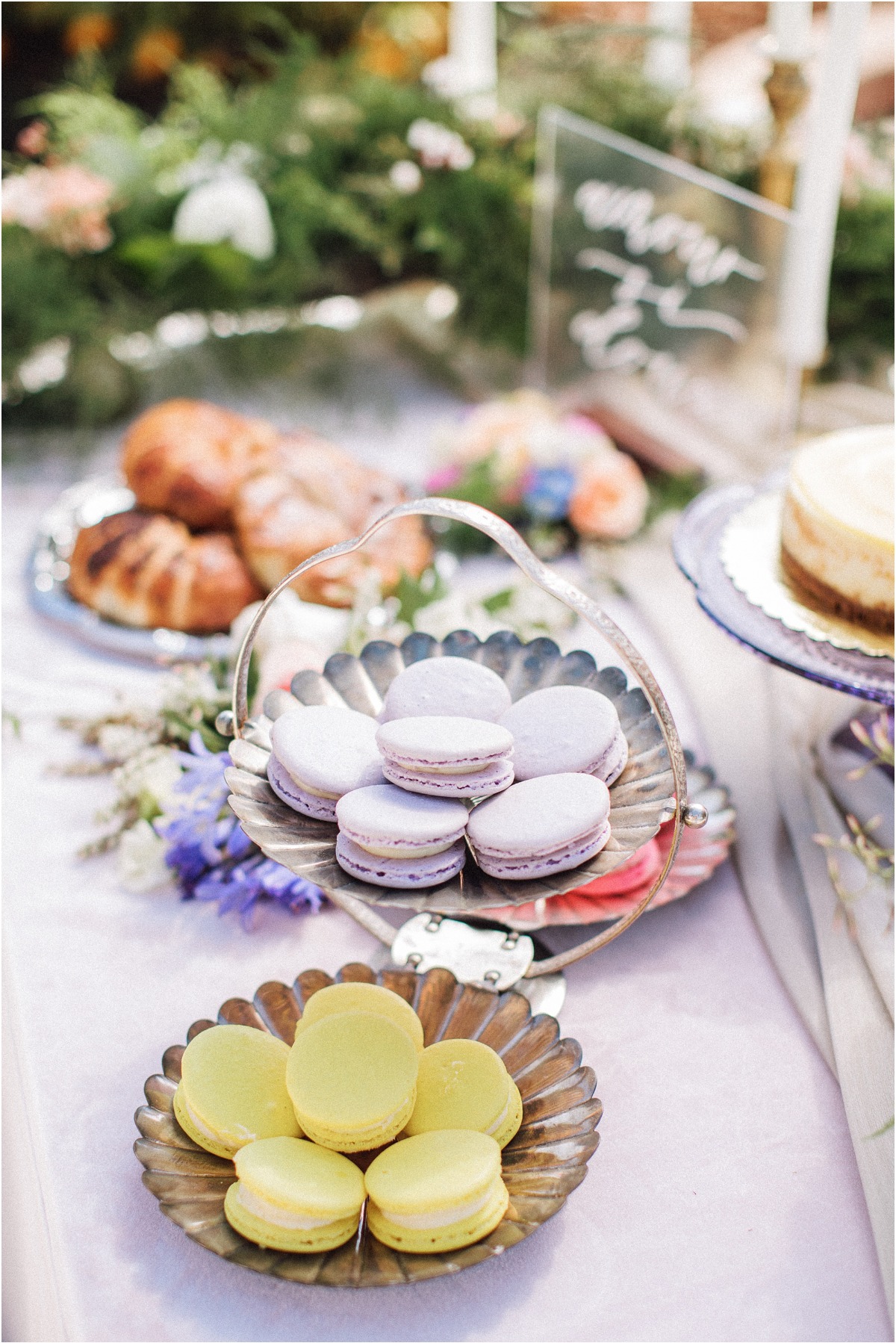 romantic-spring-micro-wedding-ashley-car