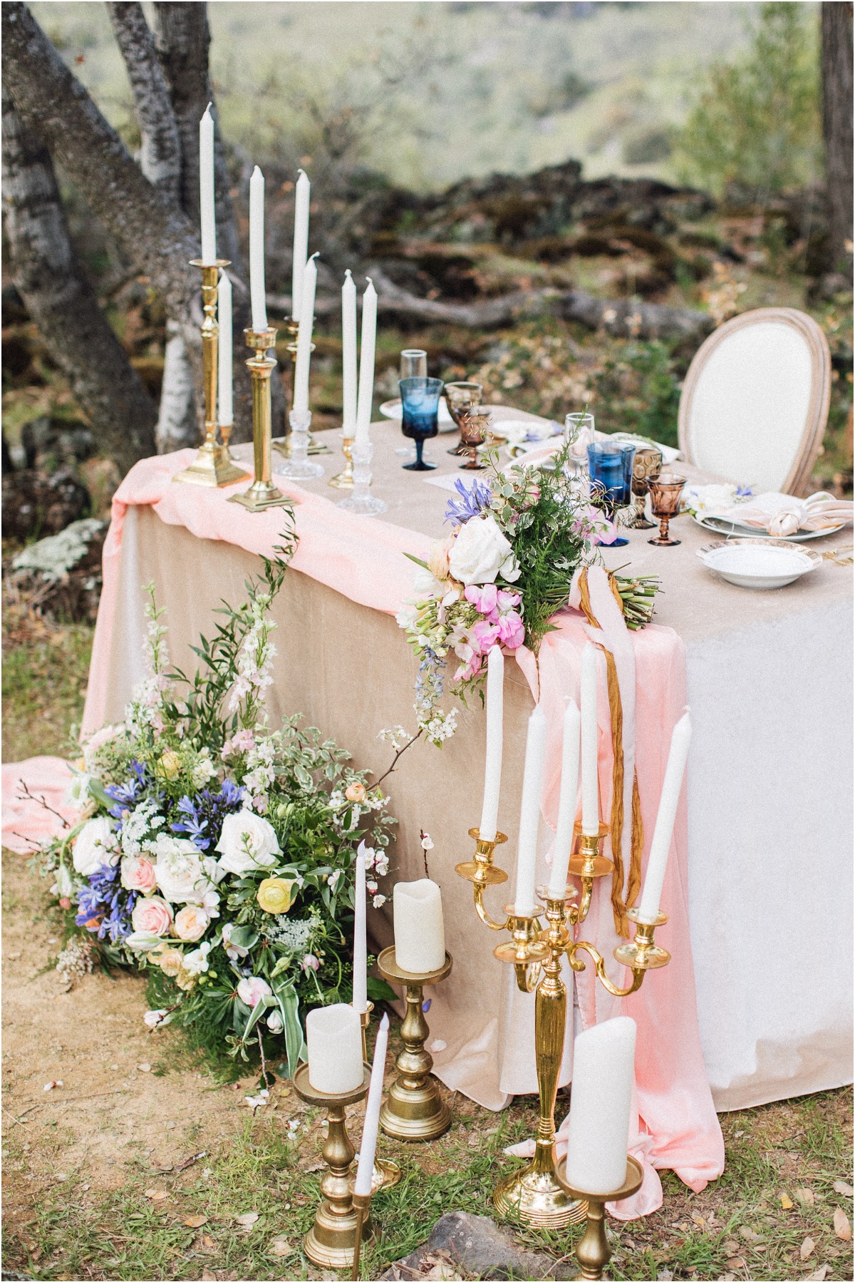 Romantic   Bright Pastel Micro Spring Wedding