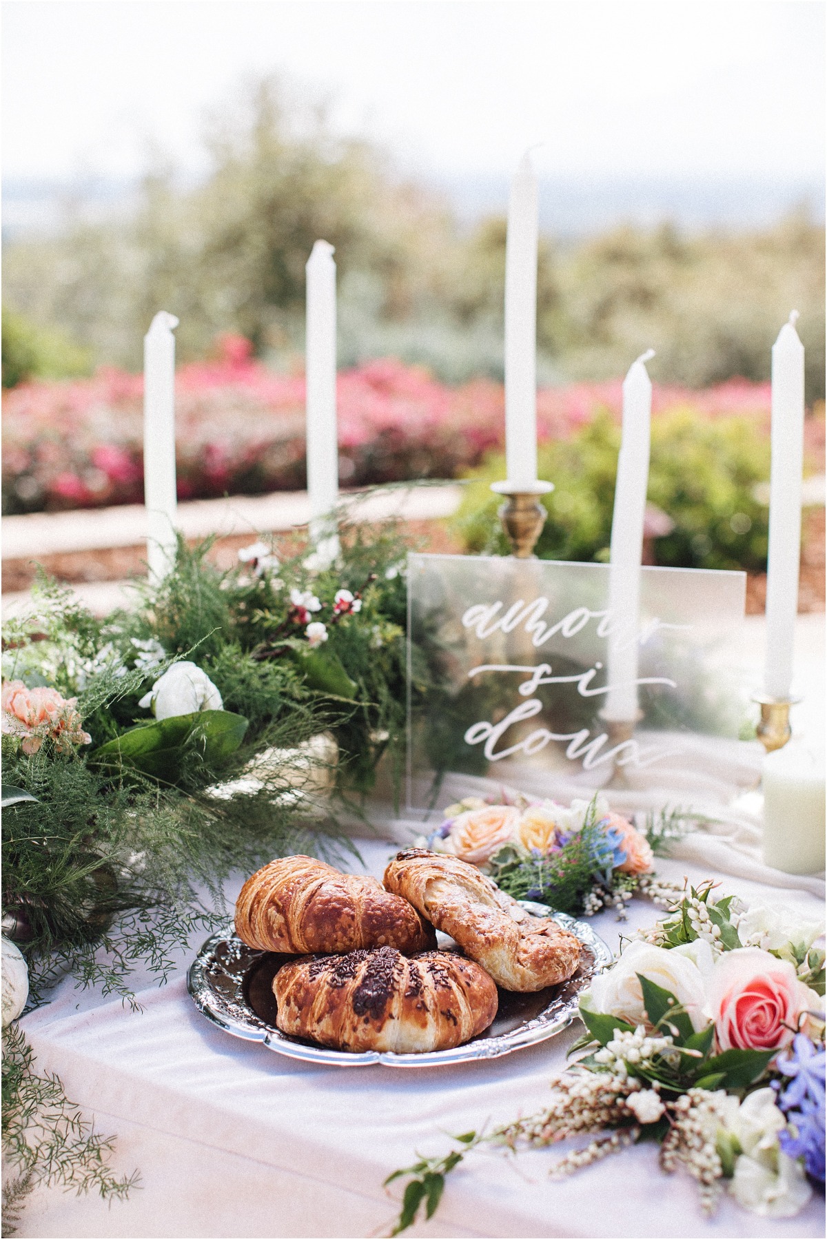 romantic-spring-micro-wedding-ashley-car