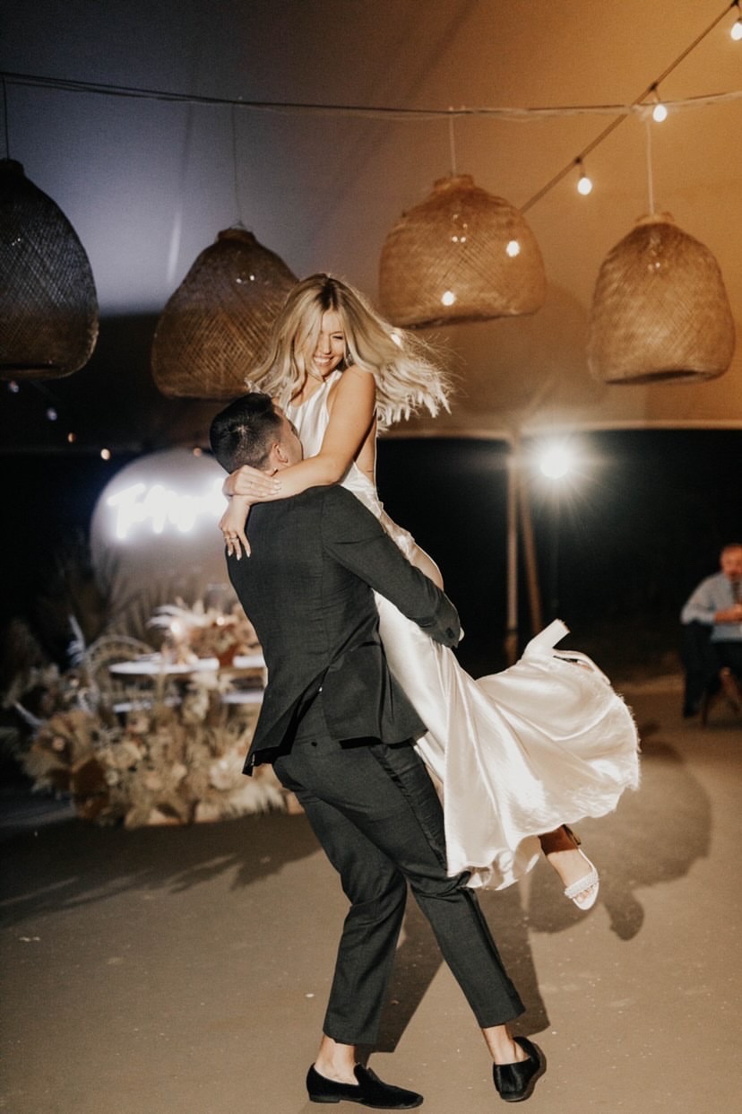 Your Wedding First Dance Doesnât Have to Look Like a Slow Dance at Prom