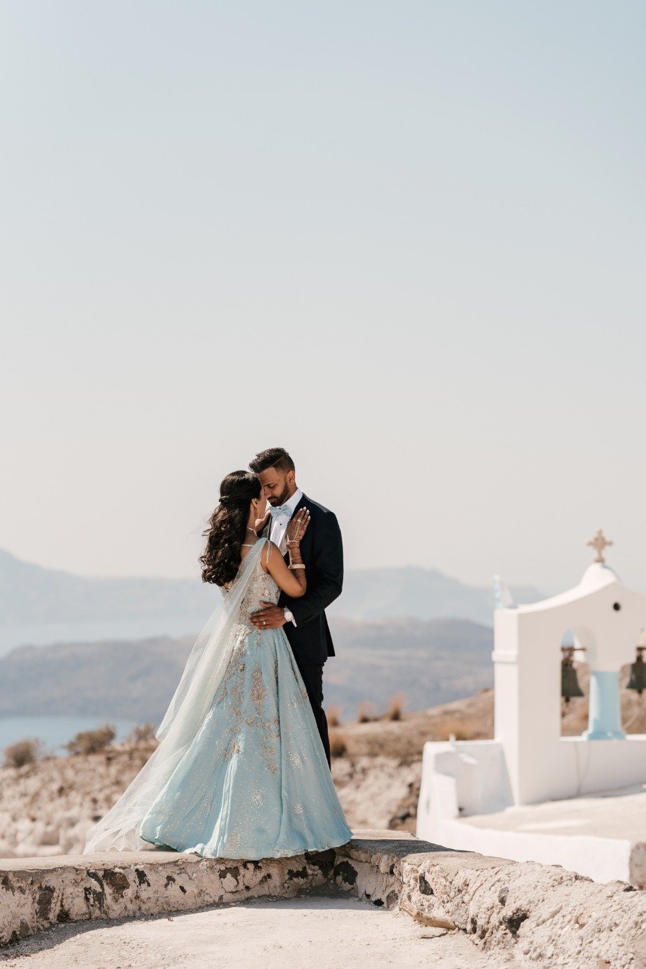 Jaw-dropping Hindu Wedding In Santorini