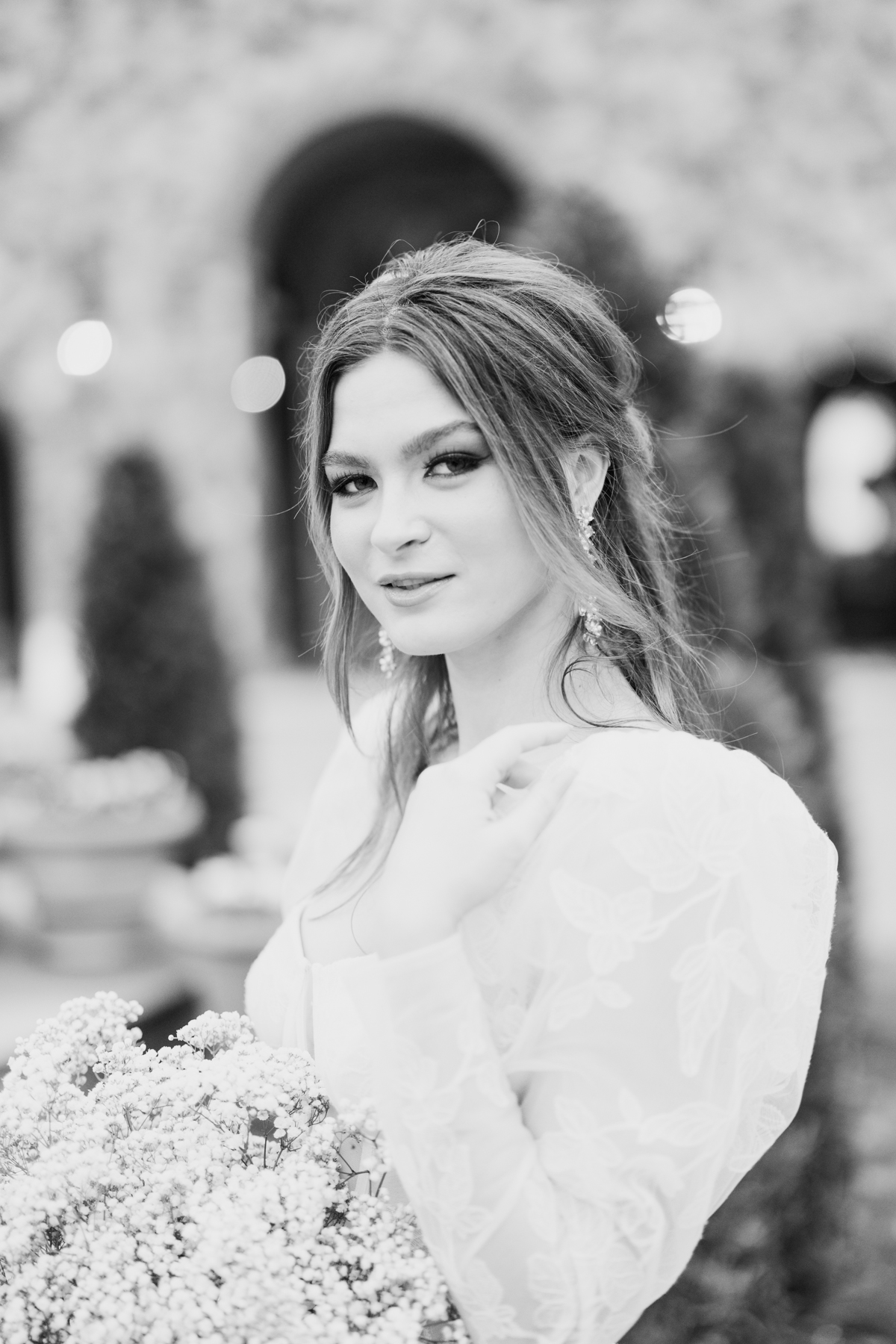 bella-collina-white-editorial-hunter-hen