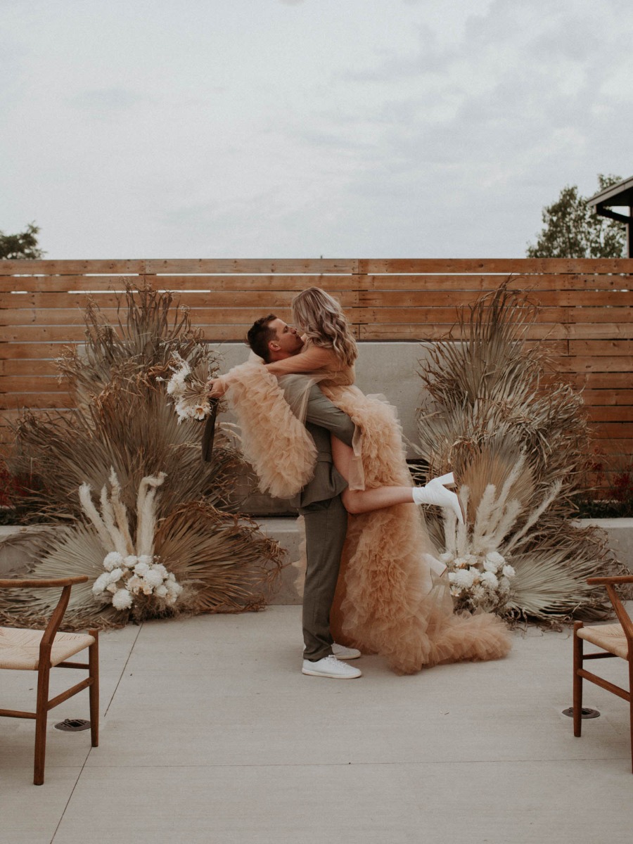 Desert Wedding Inspo Designed Around The Robe That Broke The Internet