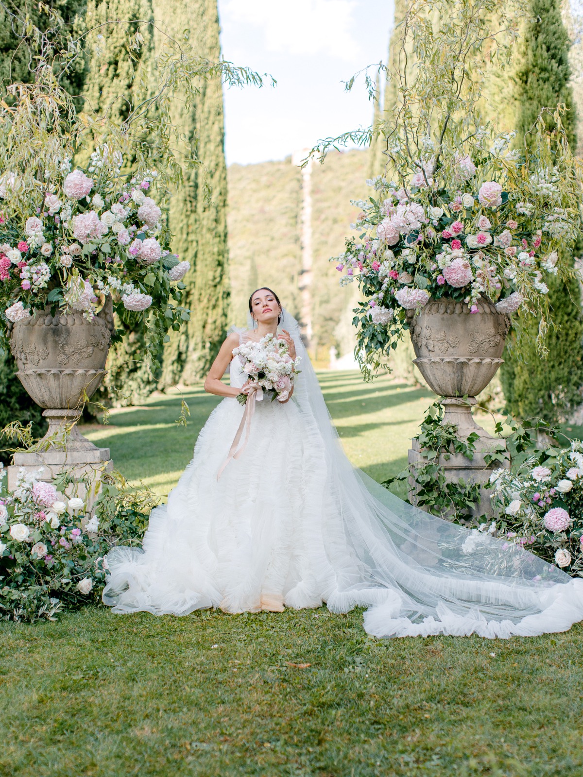 Is This Styled Shoot In Tuscany Too Good To Be True? No, It's Totally Attainable And These Pros Explain Why