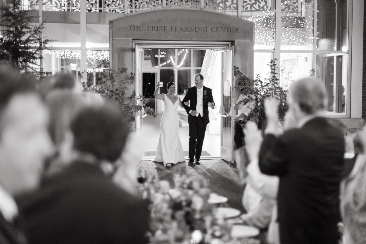 107a-hare-wedding_648