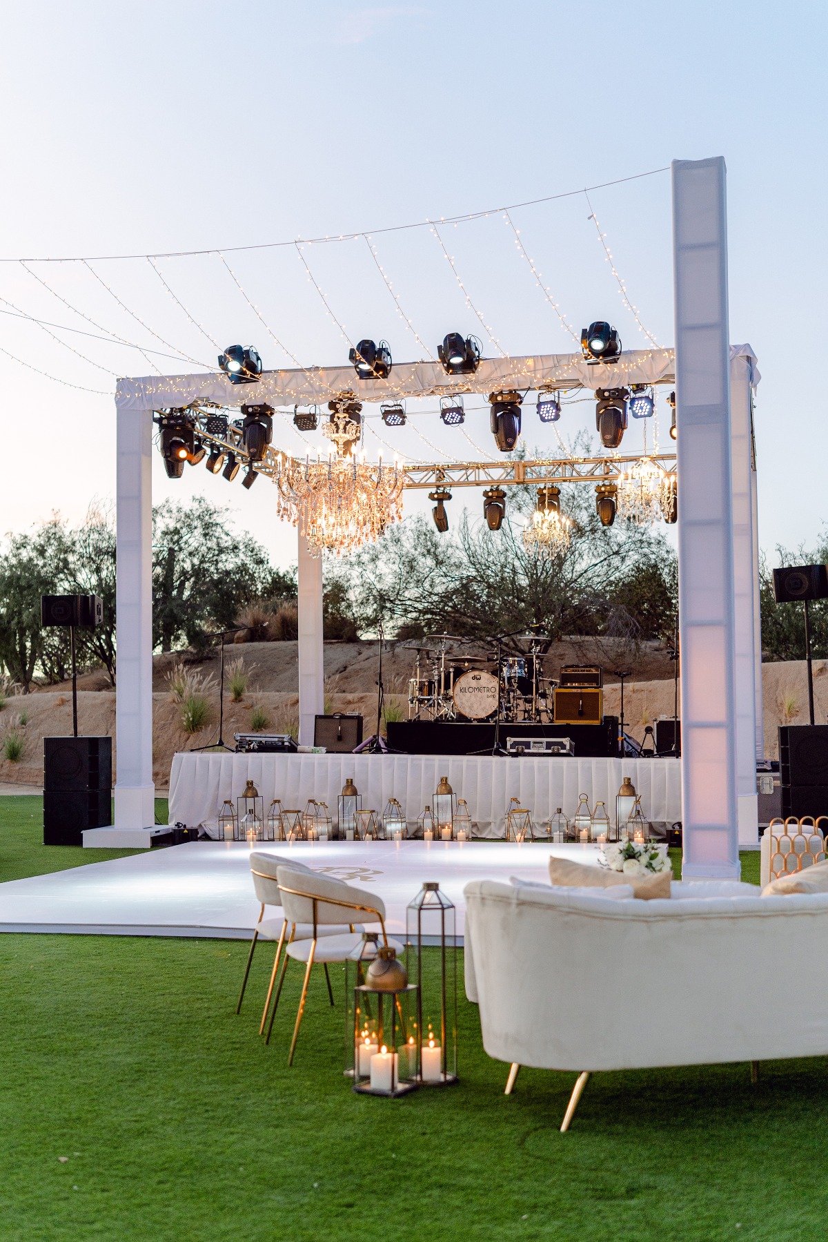 6_venue_and_vals_b_and_r-55