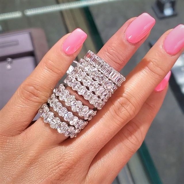 If You Want a Wedding Band With Lots of Bling, An Eternity Band Is the Way to Do It