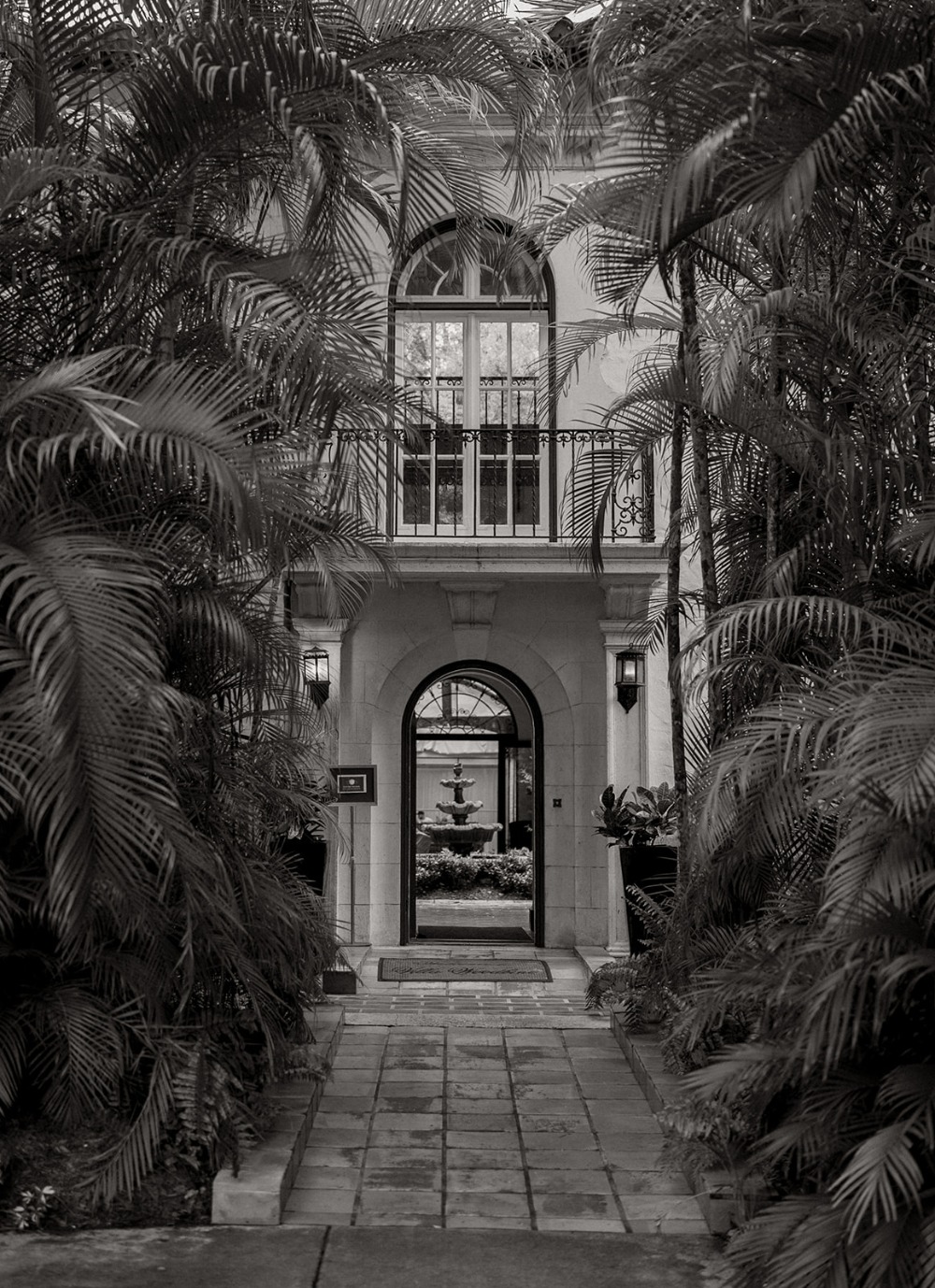 a-miami-wedding-that-felt-earthy-organ