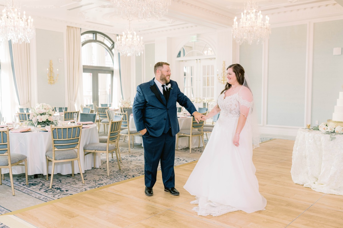 hotel-carmichael-wedding-indianapolis-we