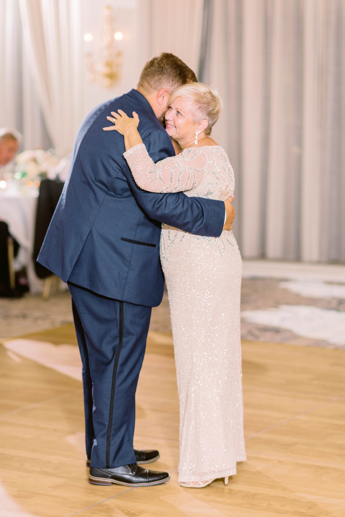 hotel-carmichael-wedding-indianapolis-we