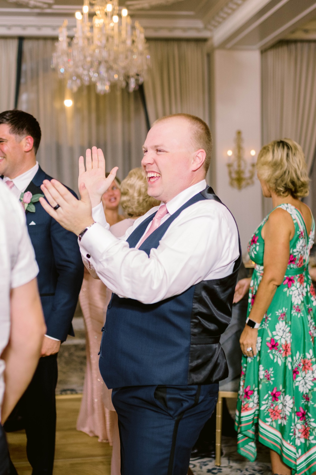hotel-carmichael-wedding-indianapolis-we