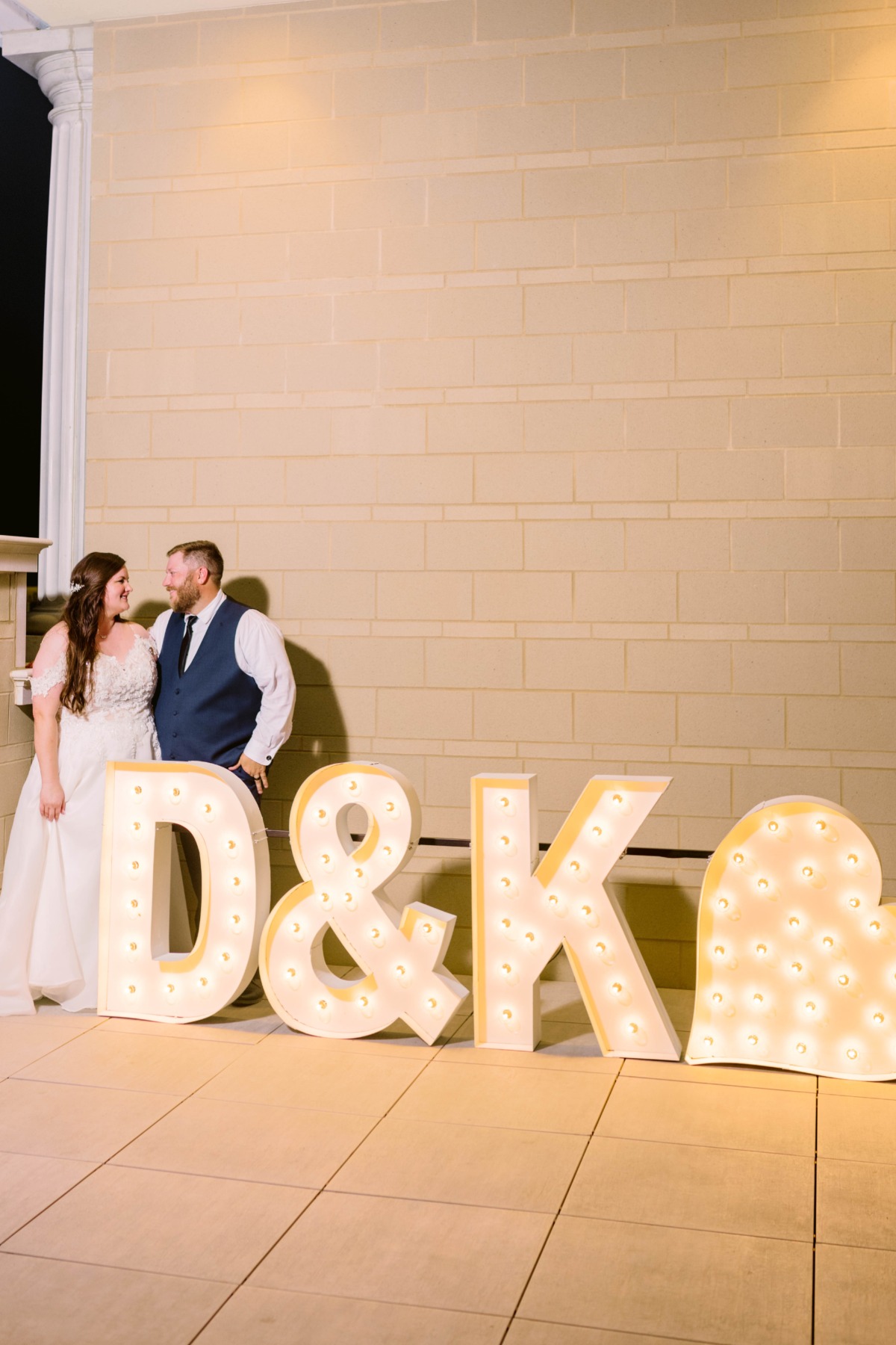 hotel-carmichael-wedding-indianapolis-we