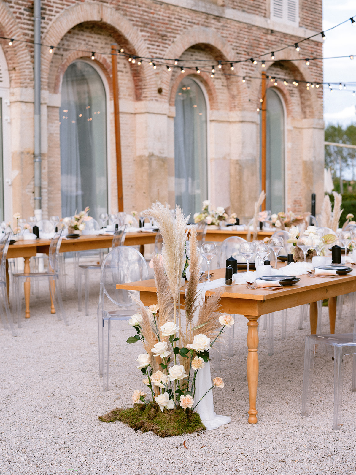 You'll Never Believe That This Three-Day Destination Wedding In France Was Only 40K!