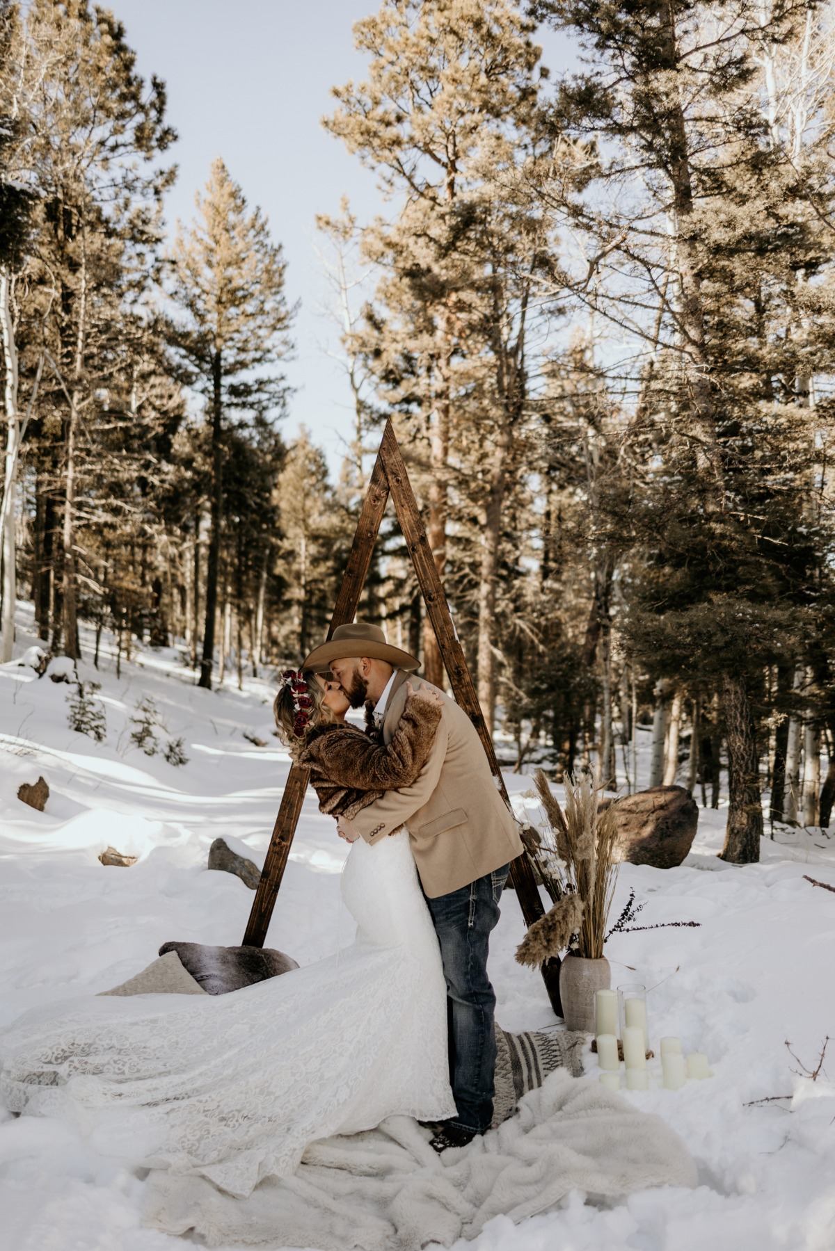 snowy-winter-angel-fire-new-mexico-elope