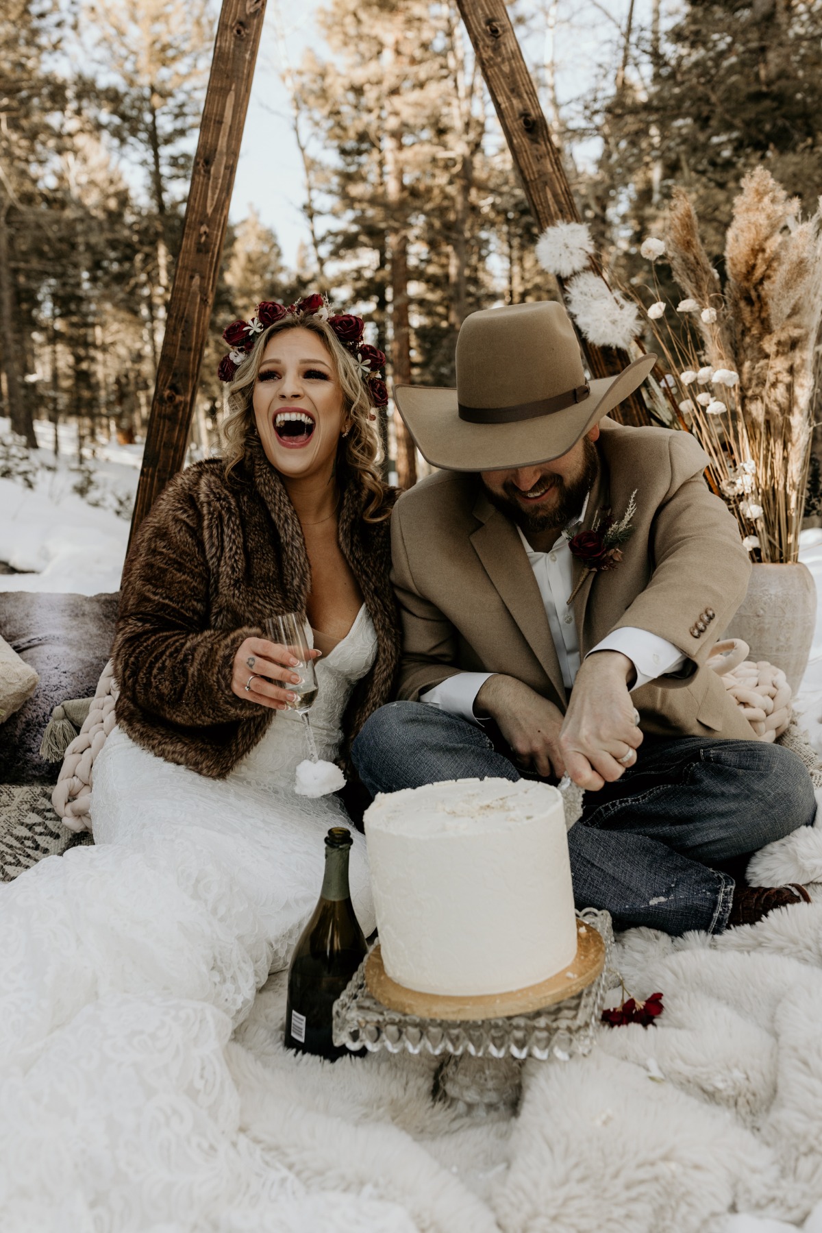 snowy-winter-angel-fire-new-mexico-elope