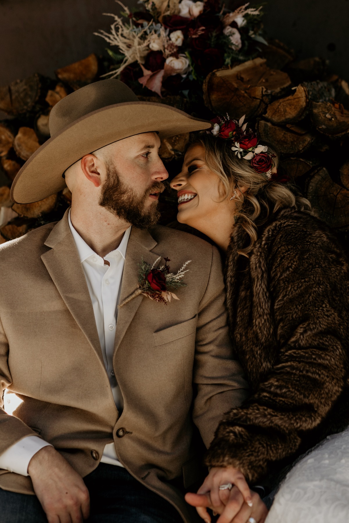 snowy-winter-angel-fire-new-mexico-elope