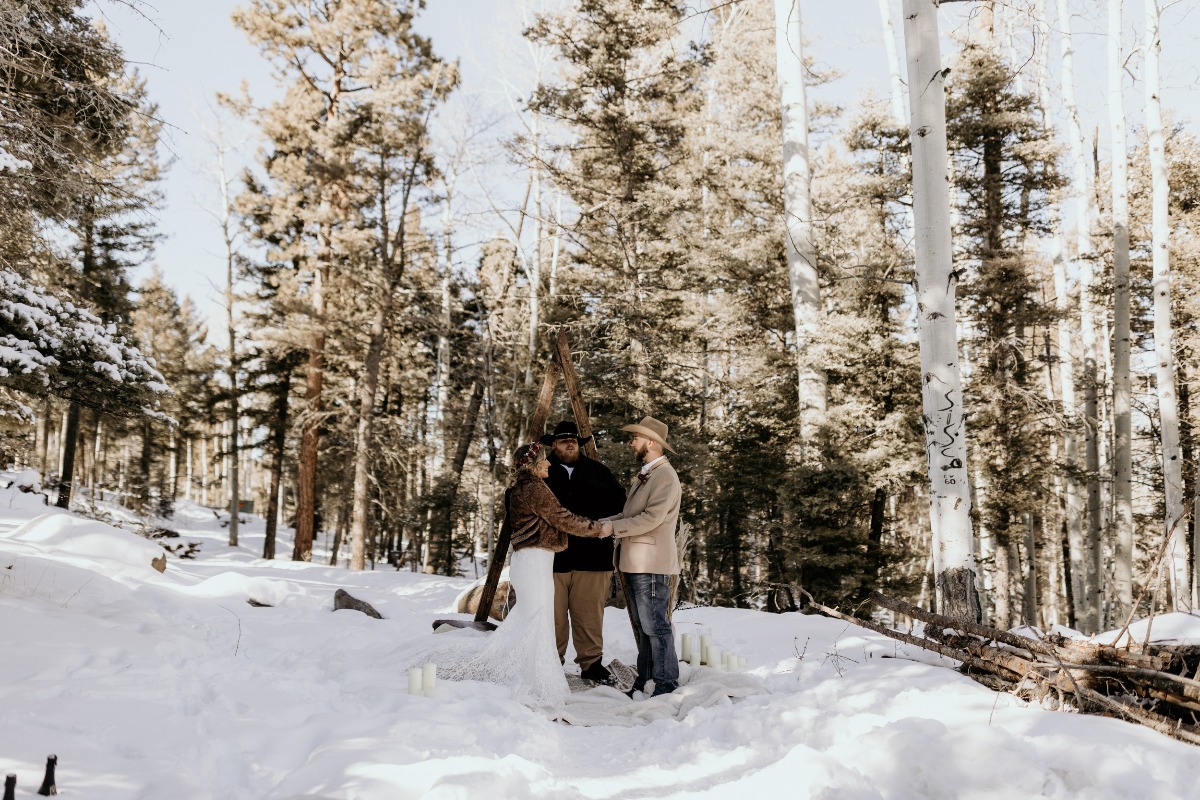 snowy-winter-angel-fire-new-mexico-elope