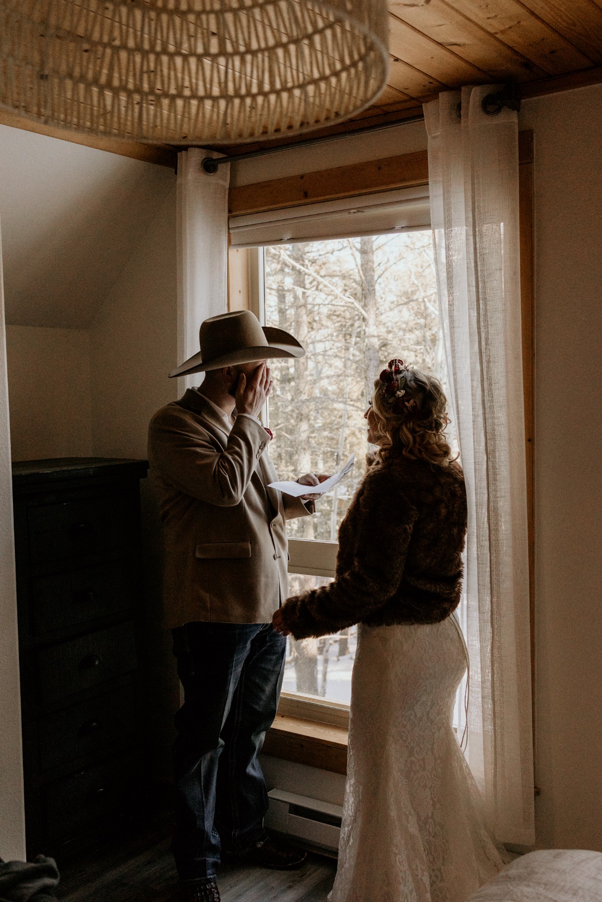 snowy-winter-angel-fire-new-mexico-elope