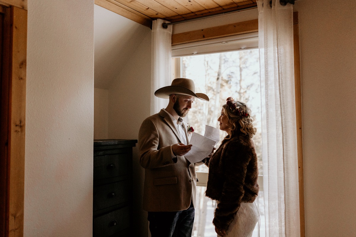 snowy-winter-angel-fire-new-mexico-elope