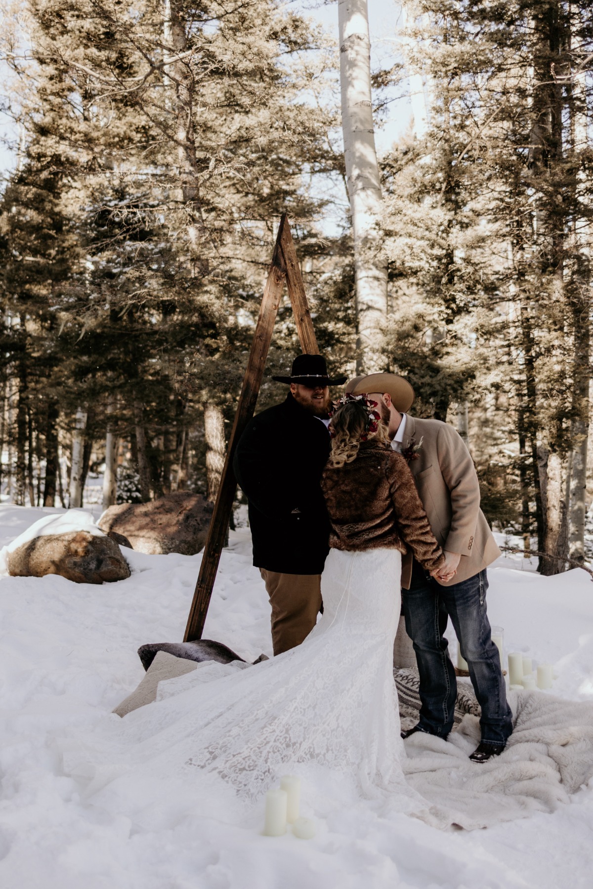 snowy-winter-angel-fire-new-mexico-elope