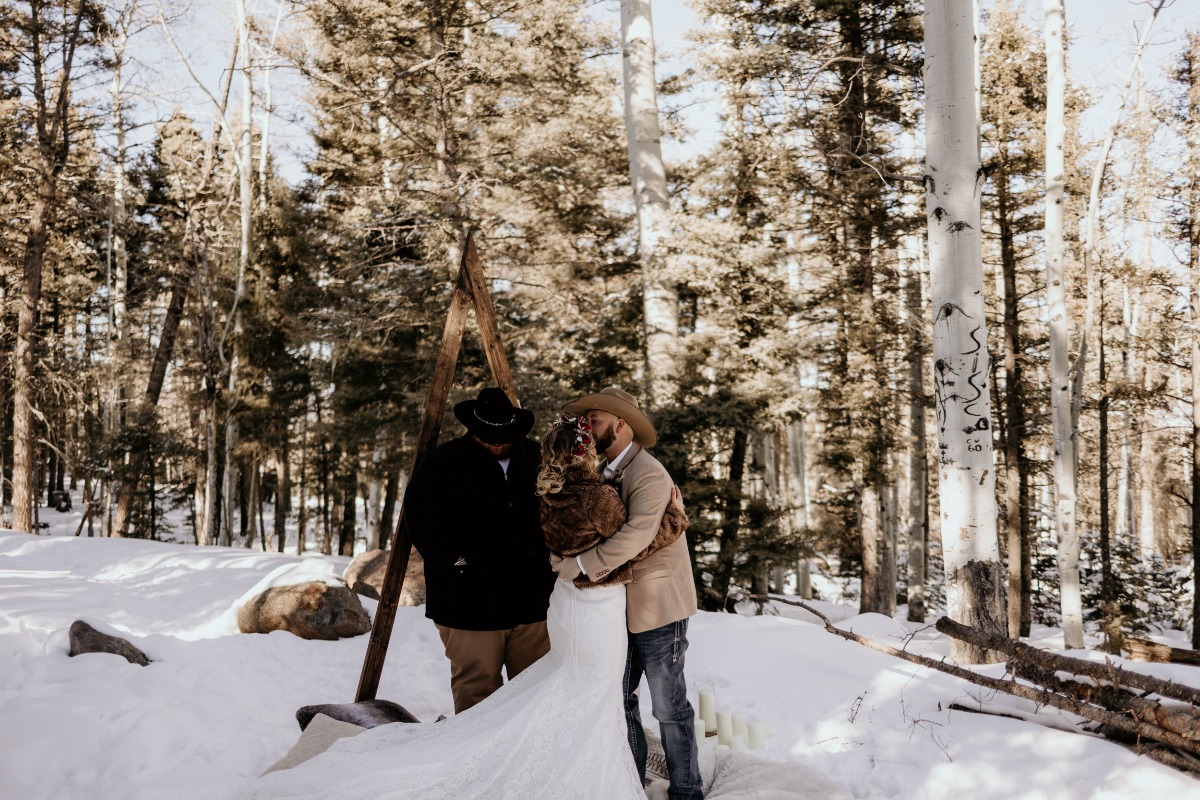 snowy-winter-angel-fire-new-mexico-elope