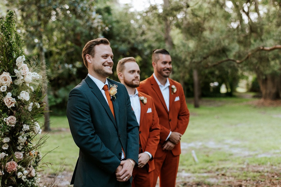 This Charming Garden Wedding Look Like It Jumped Off The Pages Of Your Favorite Jane Austin Novel