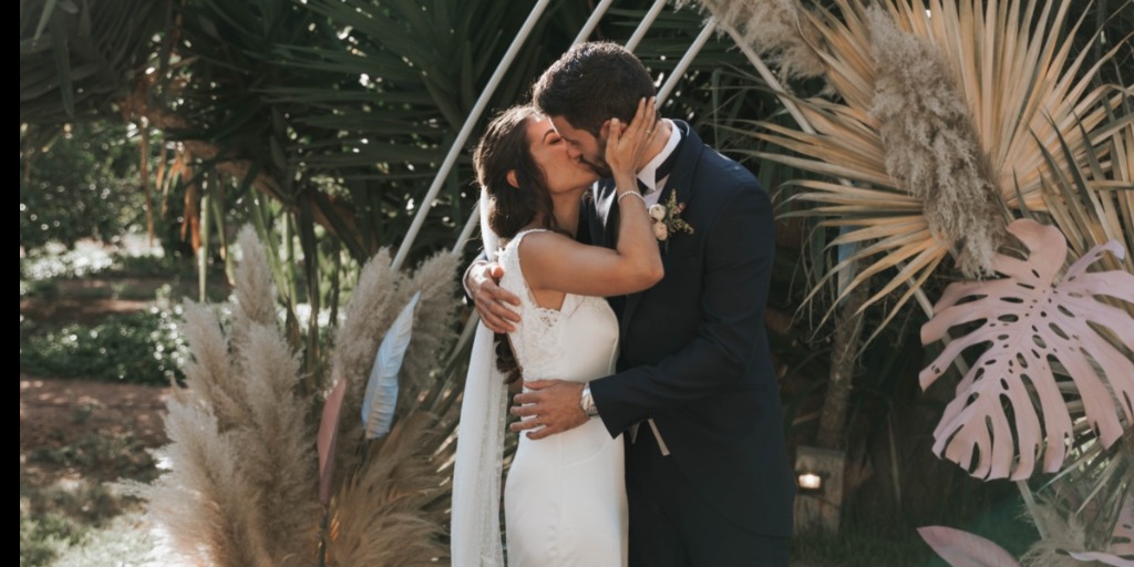 It Pays To Think Outside The Box When It Comes To Your Venue–This Orange Grove Wedding Is Proof