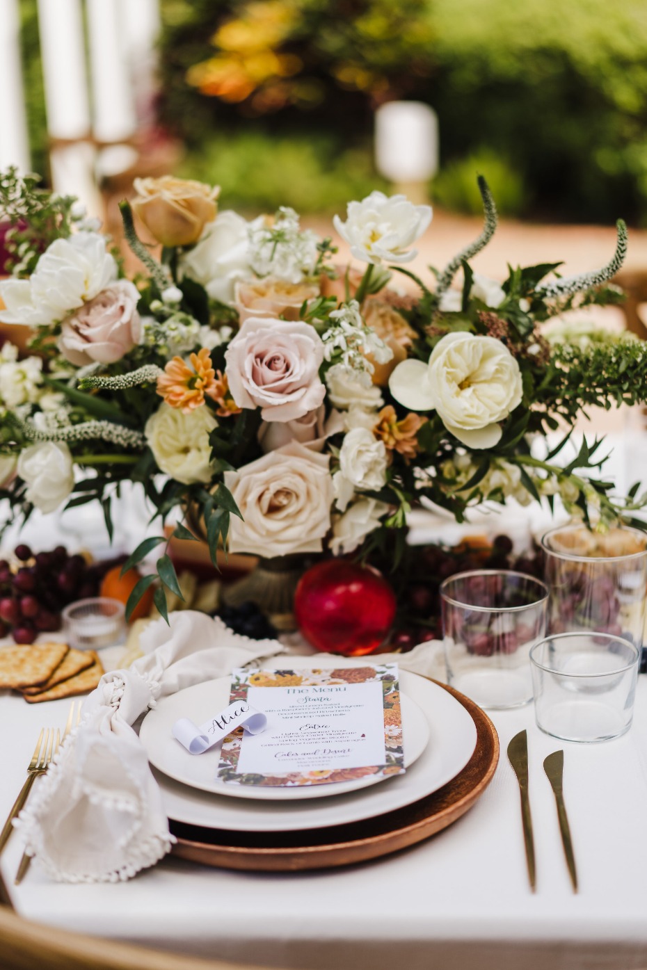This Charming Garden Wedding Look Like It Jumped Off The Pages Of Your Favorite Jane Austin Novel