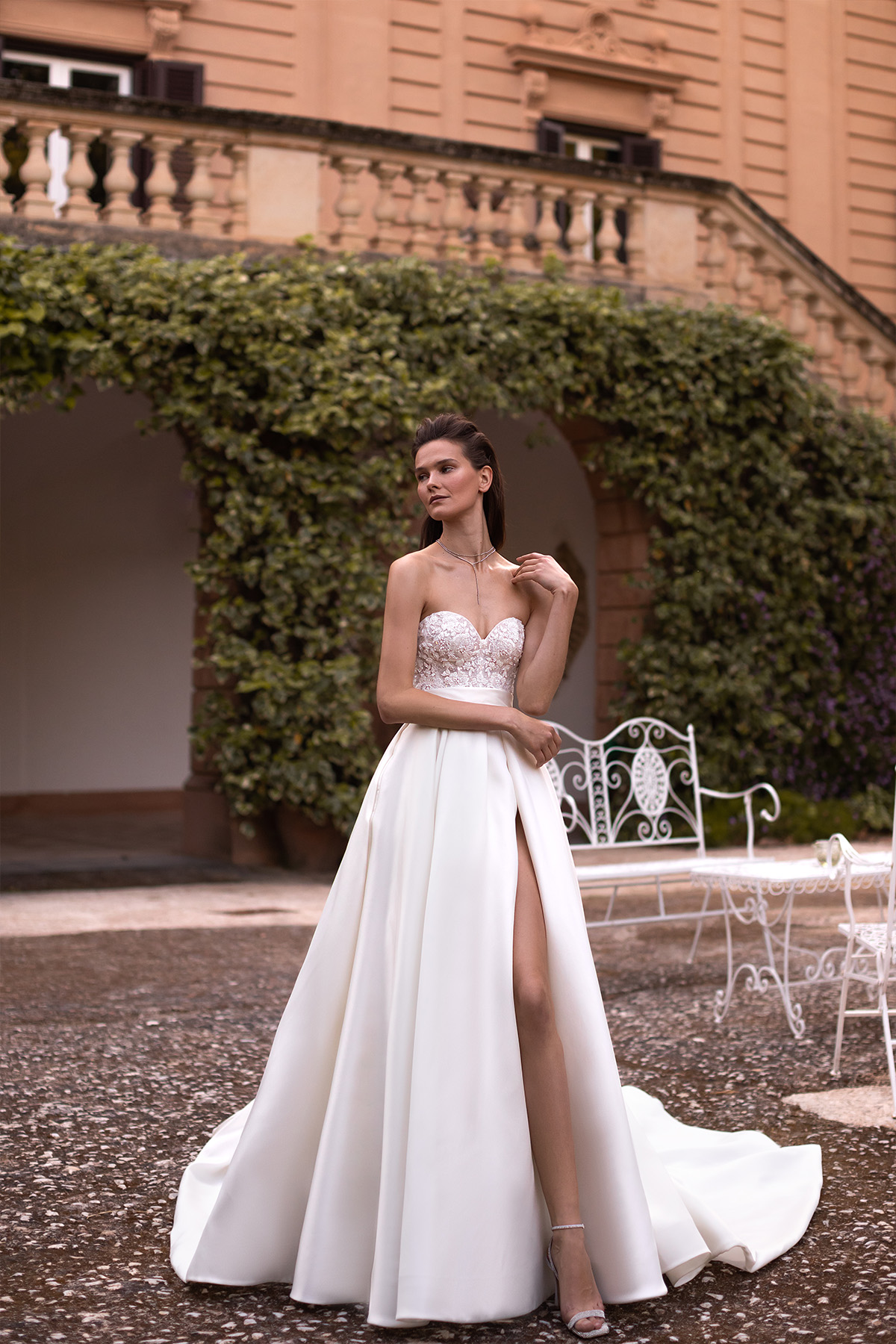 Mairgold wedding dress with tulle skirt from Palermo